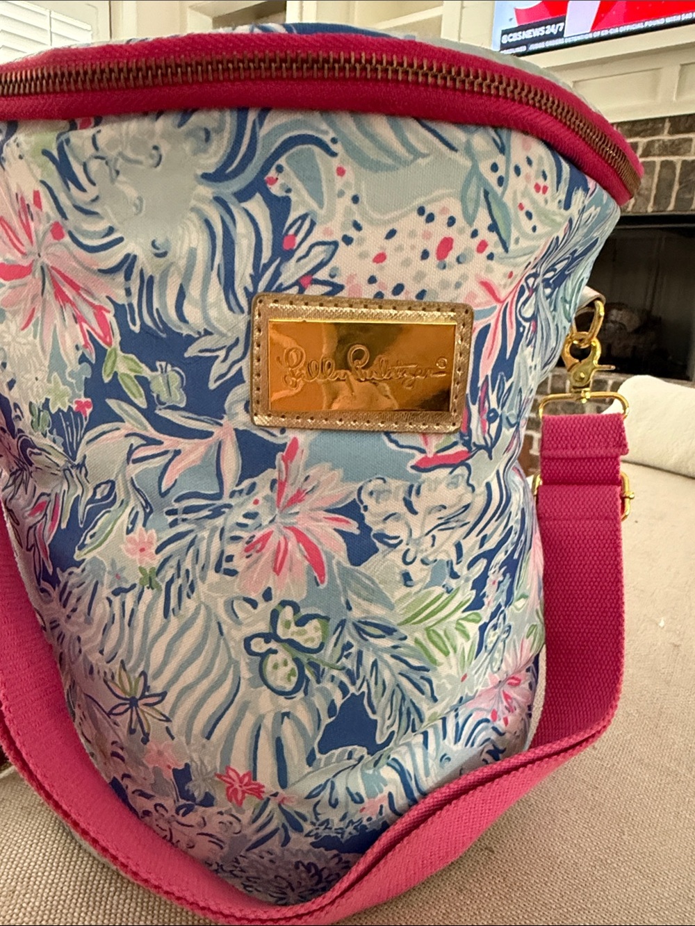Lilly Pulitzer Blue Floral Cylinder cooler Bucket Bag with Pink Strap